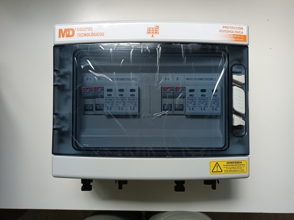 SPF 2/2-40/1000/15 (221) Quadre de protecció fotovoltaic per a 2 entrades + 2 sortides