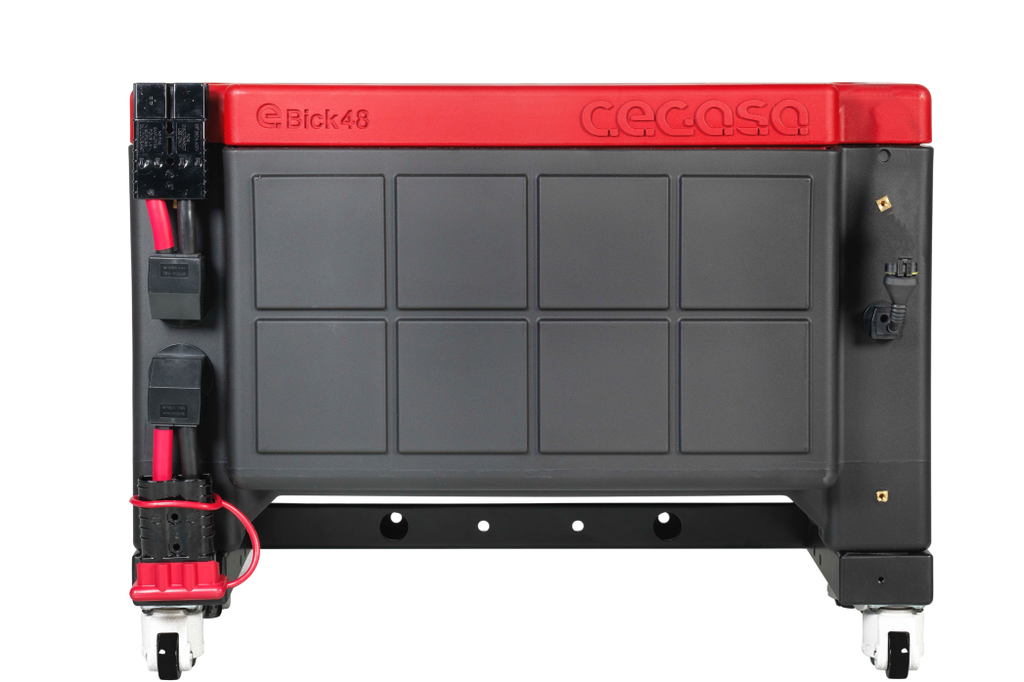 eBick Ultra 100 -48180F con zócalo y ruedas.